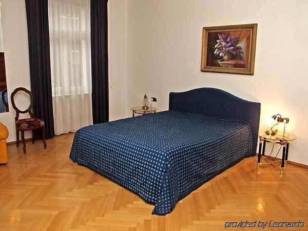 La Fenice Готель Прага