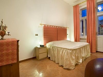 La Fenice Отель