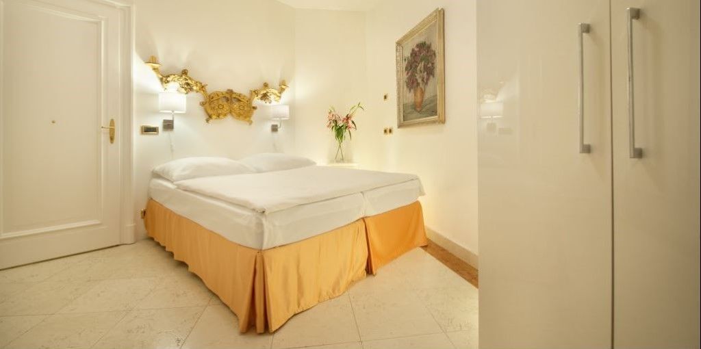 La Fenice Отель